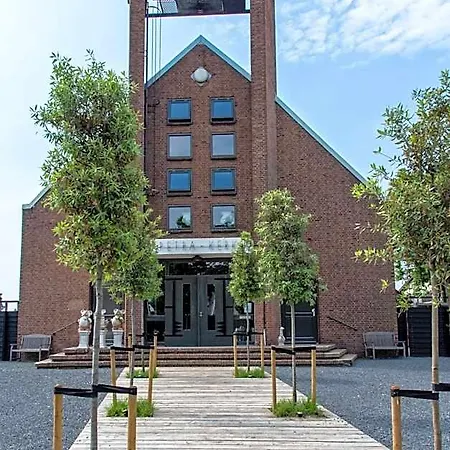 De Petrakerk 3*