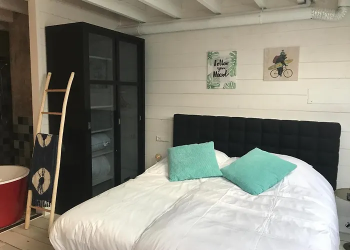 De Petrakerk Bed & Breakfast Rijnsburg